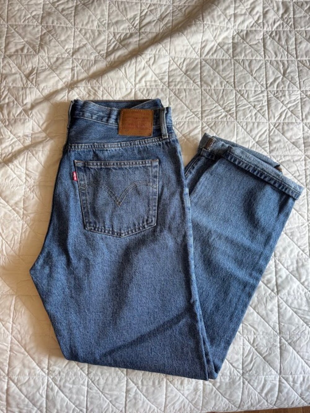 Levi 501 Womens High Rise 30x30 Medium Wash Denim
